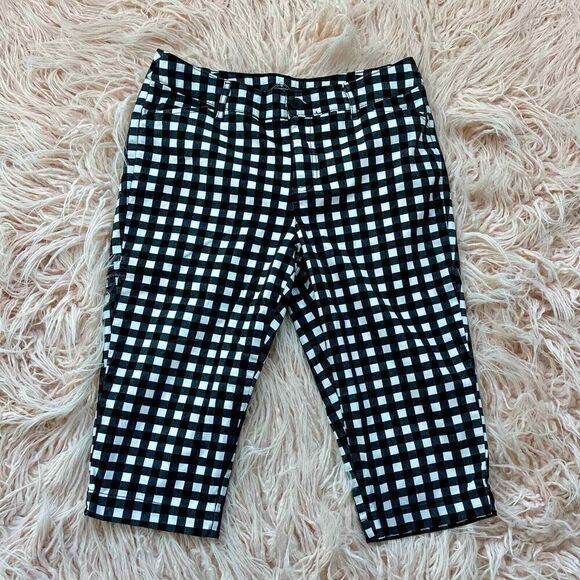 Women’s Size 14 Petite Capri Pants - Picture 1 of 3